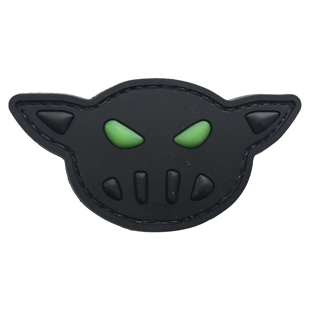 Parche de Goma PVC Oveja Negra Fosforescente 70 x 35 mm DragonProDRA673018