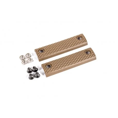 Dytac UXR 3 & 3.1 Standard Two-Hole Panel Dark Earth (Pack of 2)
