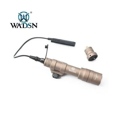 Linterna M600DF Tactical Light tan