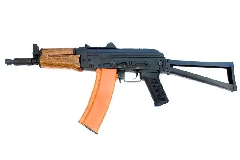 Réplica del fusil de asalto CM035
